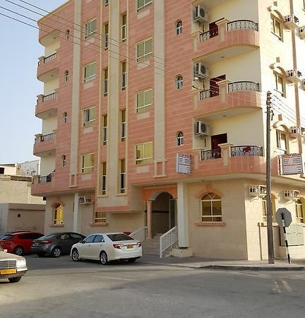 Golden Seasons Furnished Apartment 살랄라 외부 사진