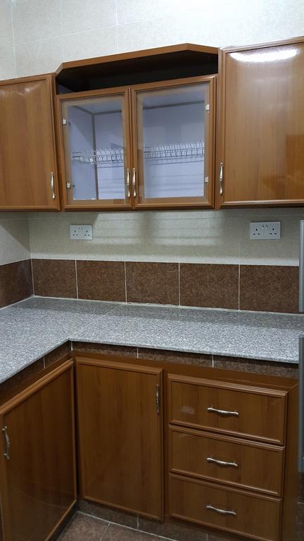 Golden Seasons Furnished Apartment 살랄라 외부 사진